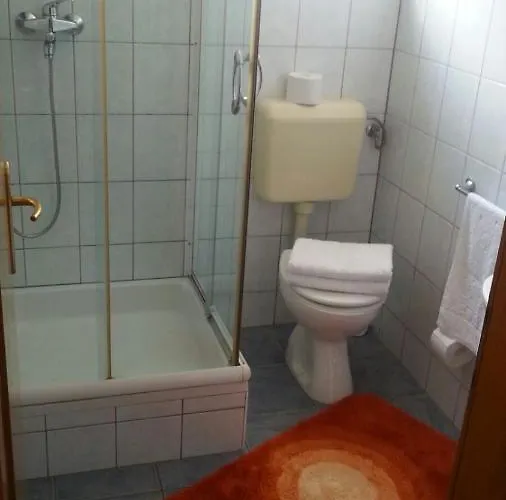 Miskovic * Makarská